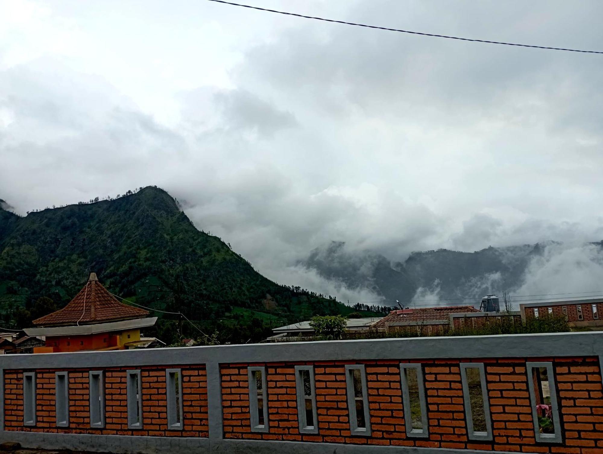 Bromo Holiday Guest House Ngadisari المظهر الخارجي الصورة